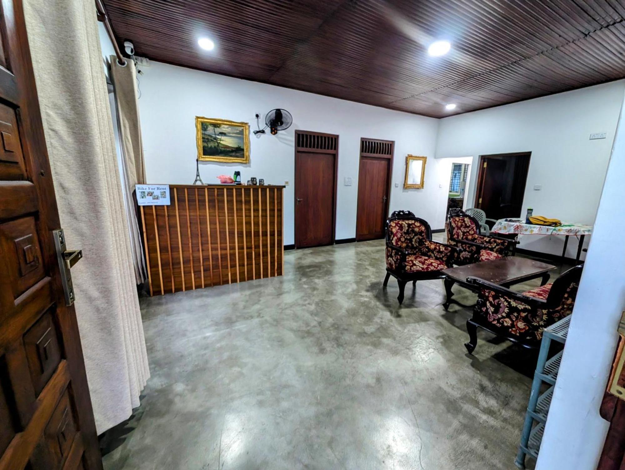 Hostel Costels Weligama Exterior foto