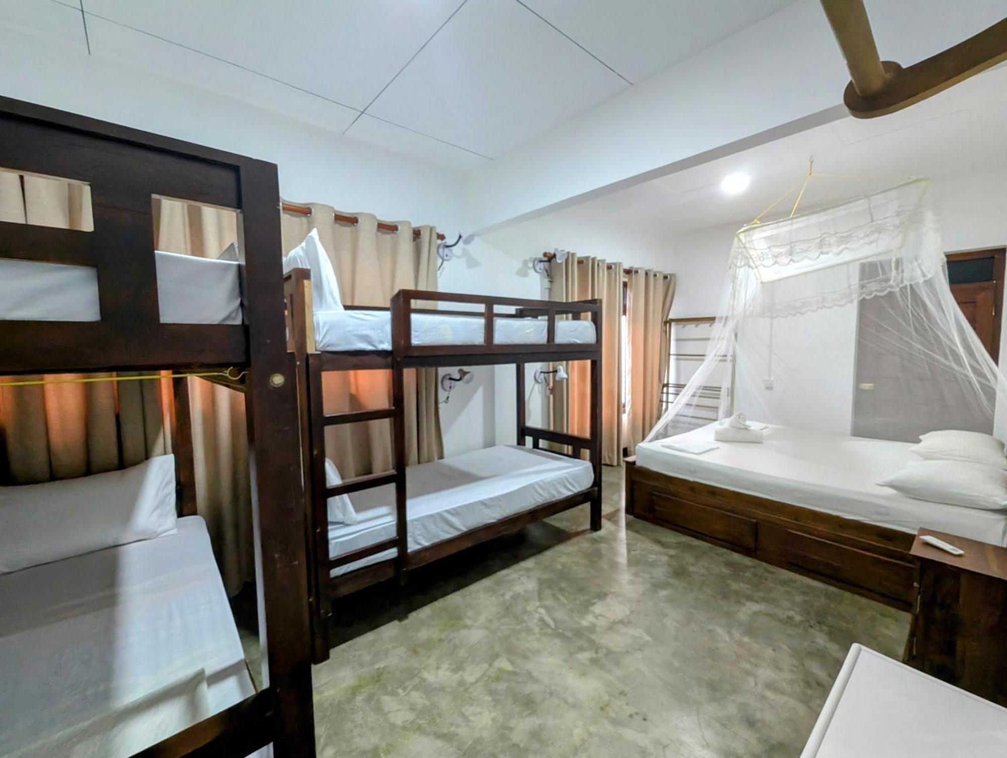 Hostel Costels Weligama Zimmer foto